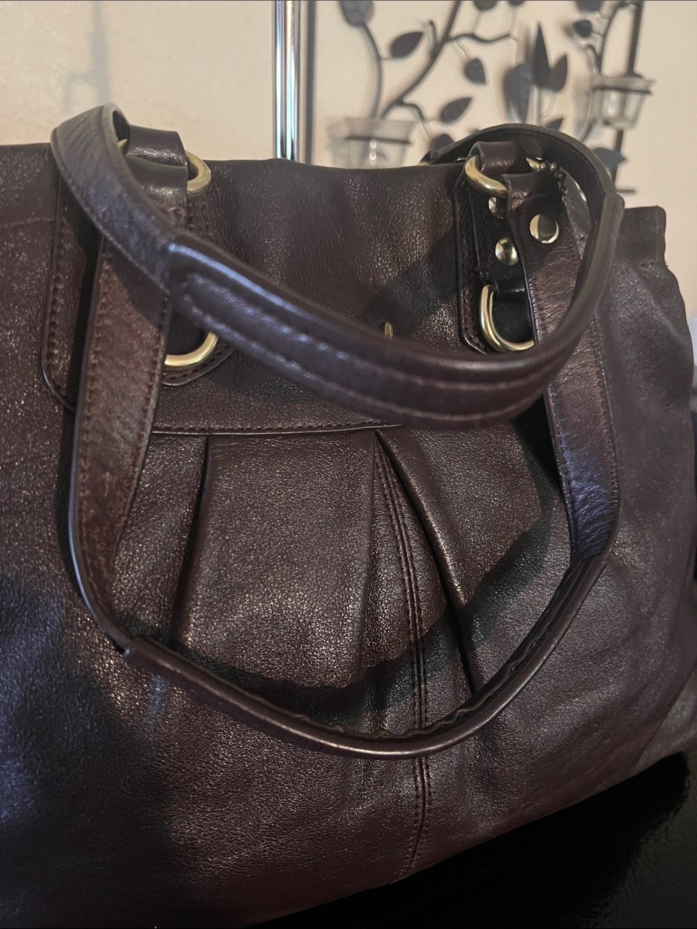Coach Brown Leather Shoulder Bag with Gold Hardware - Picture 6 of 10